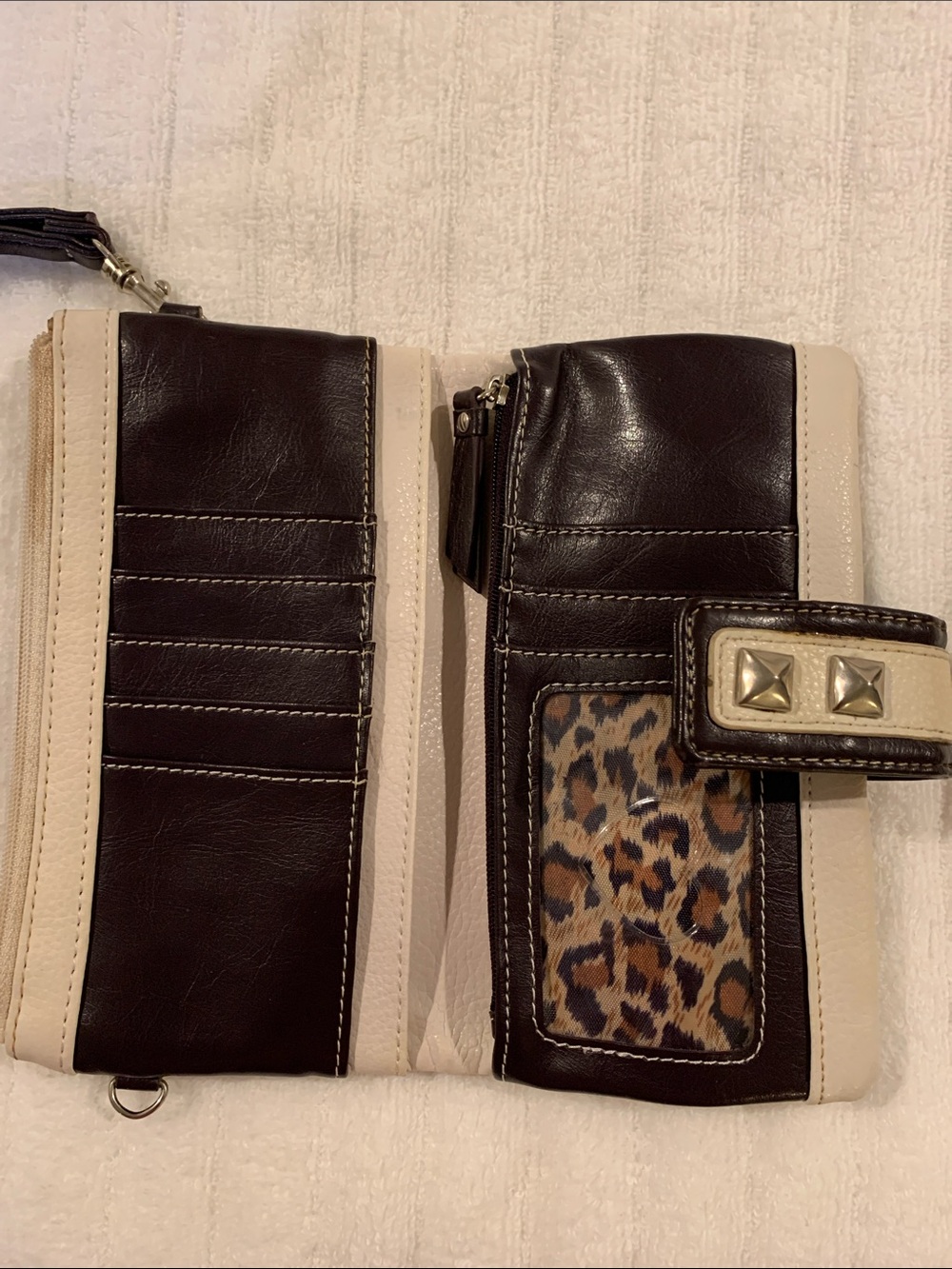 Relic Cream Multi Floral Tattoo Wristlet with Stud Accent - Picture 3 of 7